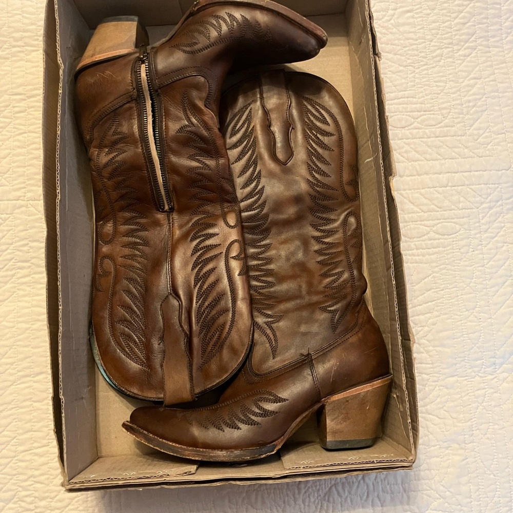 Corral Brown Heeled Boots